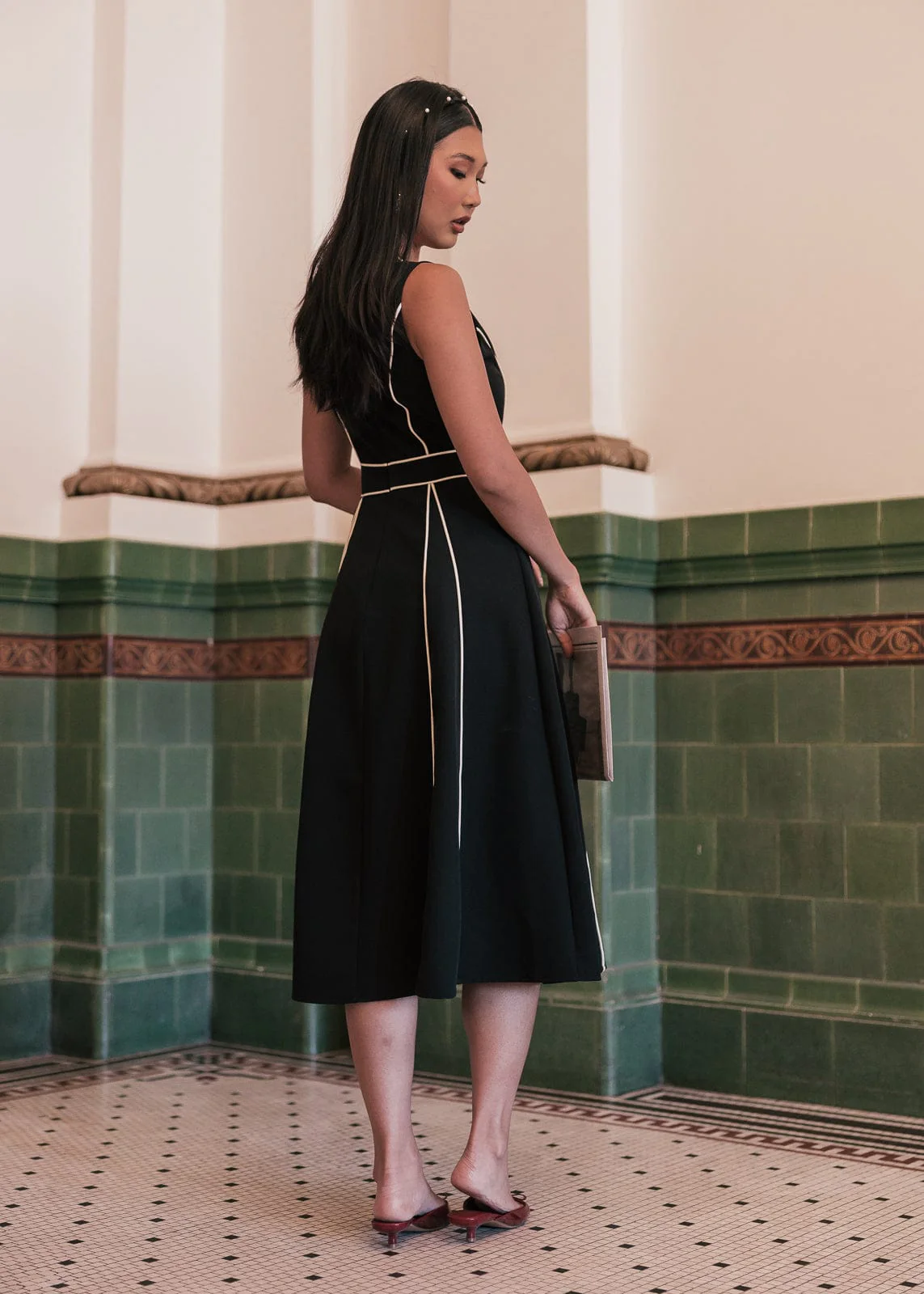 Vivienne Box Pleat Dress - Black - Image 11